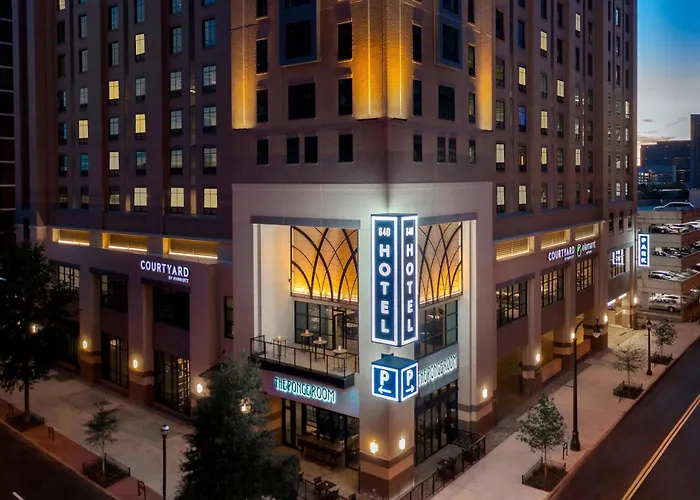 Courtyard By Marriott Atlanta Midtown Hotel